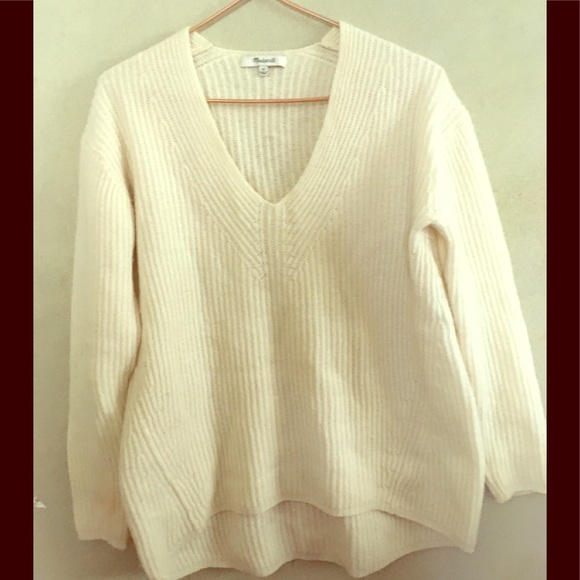 Madewell Sweaters - NWOT Madewell 100%Merino wool sweater size XS